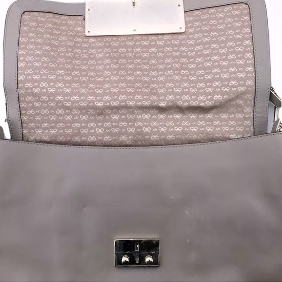 Designer Auth Anya Hindmarch Jackson Shoulder Bag - Beloved by Celebrities - Picture 10 of 11